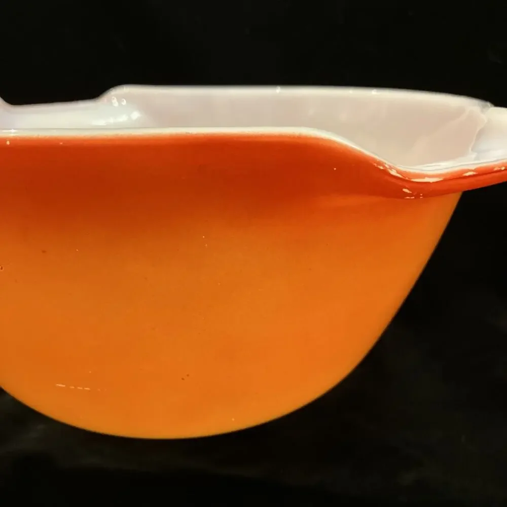 VTG Anchor Hocking Fire King Orange Ombre Cinderella Mixing Bowl Pour 2 Qt